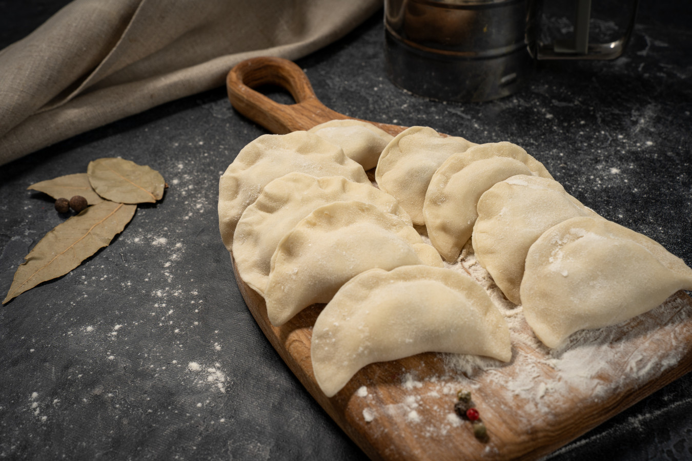 ВАРЕНИКИ ГОВЯДИНА С КВАШЕНОЙ КАПУСТОЙ 1КГ